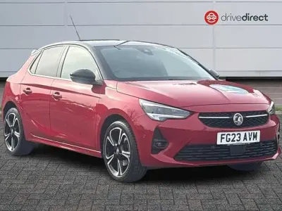 Second-hand Vauxhall Corsa Ultimate 130 CP (95 kW) 2023 Roșu Hatchback