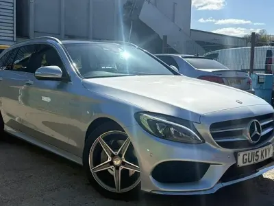 Usado Mercedes C220 AMG Line Premium Plus 170 HP (125 kW) 2015 Prateado Carrinha