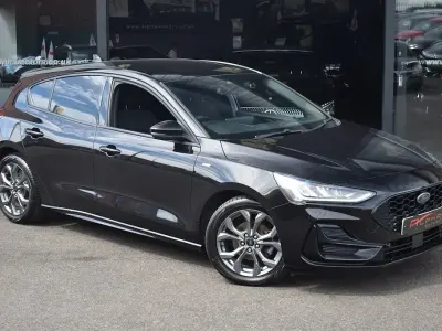 Used Ford Focus ST-Line 125 HP (91 kW) 2023 Agate black Hatchback