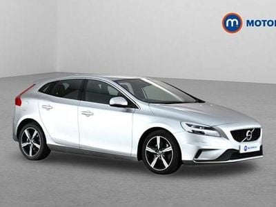 Used Volvo V40 R-Design 122 HP (89 kW) 2019 Hatchback