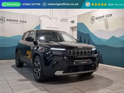 Begagnad Jeep Avenger 114 kW (156 HK) 2023 Svart SUV