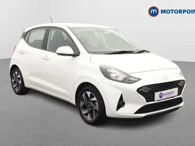 Used Hyundai i10 Advanced 2024 White Hatchback