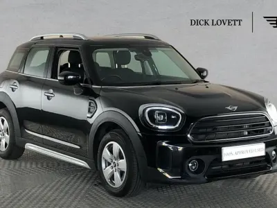 Used Mini Cooper Countryman Classic 134 HP (98 kW) 2022 Black SUV