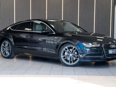 Used Audi A7 Sportback S-Line 218 HP (160 kW) 2016 Blue Hatchback