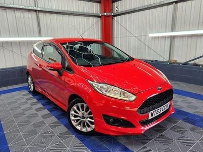 Used Ford Fiesta Zetec 2014 Red Hatchback