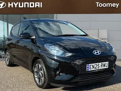 Used Hyundai i10 Advanced 63 HP (46 kW) 2025 Black Hatchback