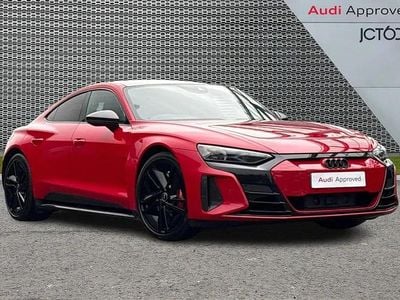 Used Audi e-tron GT quattro Comfort 475 kW (646 HP) 2022 Red Sedan