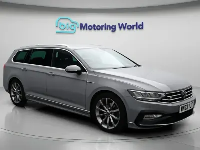 Used VW Passat R-line 150 HP (110 kW) 2023 Grey Estate