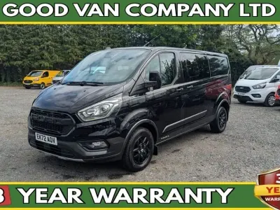 Begagnad Ford Transit Custom 130 HK (95 kW) 2023 Svart Kombi