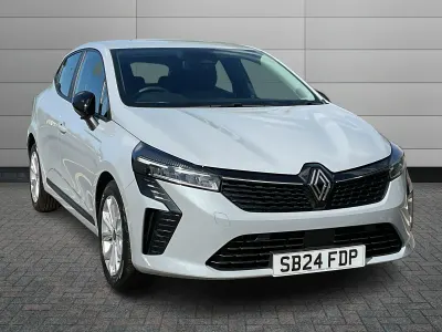 Used Renault Clio Evolution 90 HP (66 kW) 2024 Grey  Hatchback