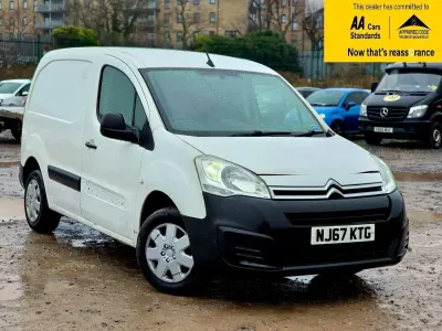 Usado Citroën Berlingo 100 HP (73 kW) 2017 Branco Monovolume