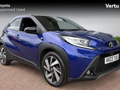 Used Toyota Aygo X 72 HP (52 kW) 2023 Blue SUV