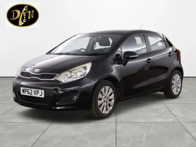 Used Kia Rio 85 HP (62 kW) 2013 Black Hatchback