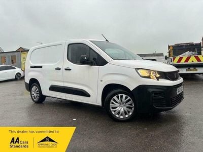 Used Peugeot Partner 2021 White MPV