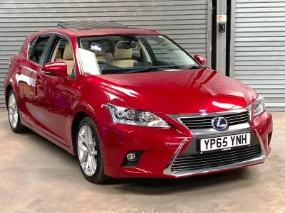 Used Lexus CT200h 2015 Red Hatchback