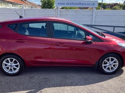 Used Ford Fiesta Zetec 101 HP (74 kW) 2019 Hatchback