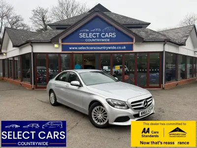 Usado Mercedes C220 Executive 170 HP (125 kW) 2015 Prateado Sedan