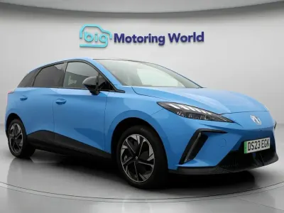 Used MG MG4 EV Trophy 319 kW (435 HP) 2023 Blue Hatchback