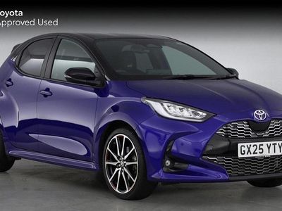 Used Toyota Yaris Hybrid Sport 131 HP (96 kW) 2025 Juniper blue bitone Hatchback