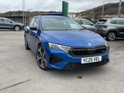 Used Skoda Octavia vRS 204 HP (150 kW) 2025 Blue Estate