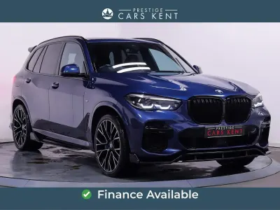 Begagnad BMW X5 M Sport 2021 Blå SUV