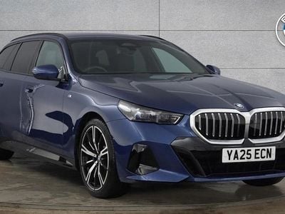 Used BMW 520 M Sport 208 HP (152 kW) 2025 Blue Estate