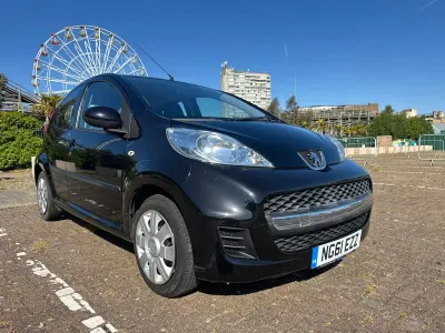 Used Peugeot 107 68 HP (50 kW) 2012 Black Hatchback