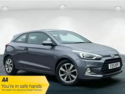 Used Hyundai i20 SE 84 HP (61 kW) 2015 Grey Coupe