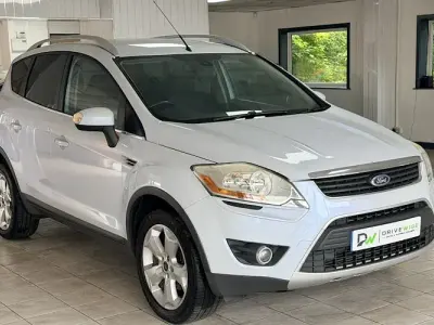 Used Ford Kuga Titanium 179 HP (131 kW) 2009 White SUV