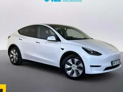 Used Tesla Model Y Long Range AWD 286 kW (389 HP) 2022 White SUV