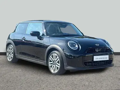 Used Mini Cooper Hatch 154 HP (113 kW) 2024 Black Hatchback