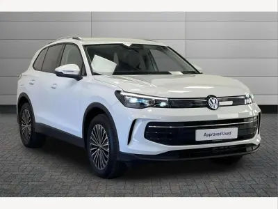 Używany VW Tiguan Match 150 KM (110 kW) 2026 Biały SUV