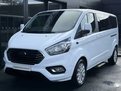 Used Ford Tourneo Custom Titanium 130 HP (95 kW) 2018 White Van