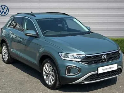 New VW T-Roc Match 150 HP (110 kW) 2025 Blue SUV