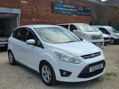 Used Ford C-MAX Zetec 2013 White MPV