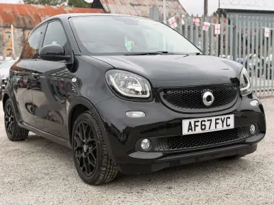 Used Smart ForFour Premium 90 HP (66 kW) 2017 Black Hatchback