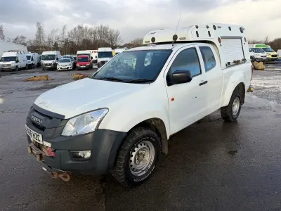 Used Isuzu D-Max 2017 White Pickup