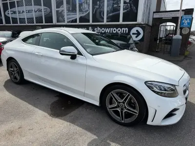Used Mercedes C220 AMG line 194 HP (142 kW) 2019 White Coupe