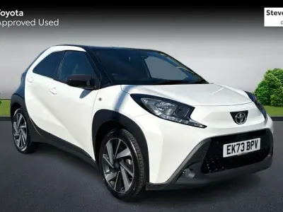 Used Toyota Aygo X 72 HP (52 kW) 2023 White SUV