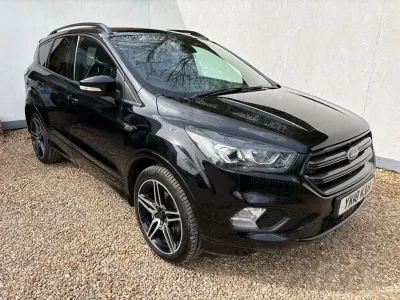 Käytetty Ford Kuga ST-Line 150 HP (110 kW) 2018 Musta Katumaasturi