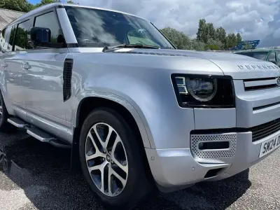 Used Land Rover Defender 250 HP (183 kW) 2024 Silver SUV