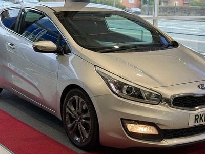 Used Kia ProCeed 126 HP (92 kW) 2014 Silver Hatchback