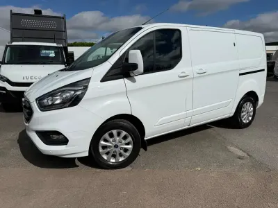 Used Ford Transit Custom Limited 130 HP (95 kW) 2023 White Van