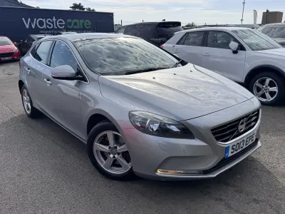 Used Volvo V40 SE 2013 Silver Hatchback