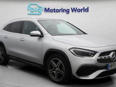 Mercedes GLA220