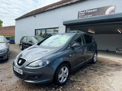 Używany Seat Altea Reference 102 KM (75 kW) 2007 Szary Minivan
