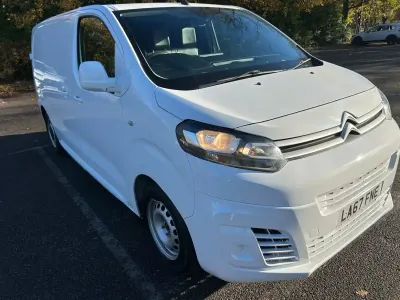 Używany Citroën Dispatch 2018 Biały Minivan