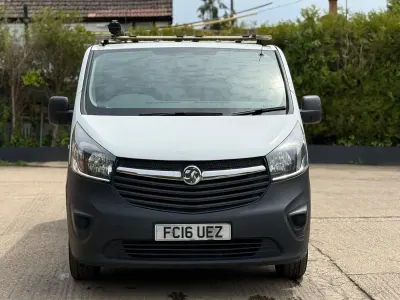 Used Vauxhall Vivaro S 2016 White