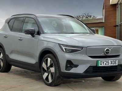Used 2025 Volvo EX40 Ultra SUV | £38,495 (A bit pricey)