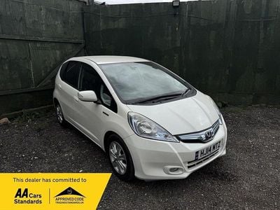 Second-hand Honda Jazz Hybrid 102 CP (75 kW) 2014 Alb Hatchback